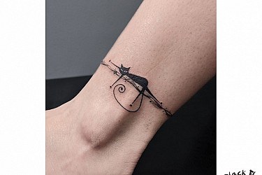 cat_leg