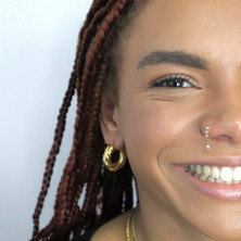 Пирсинг крыла носа