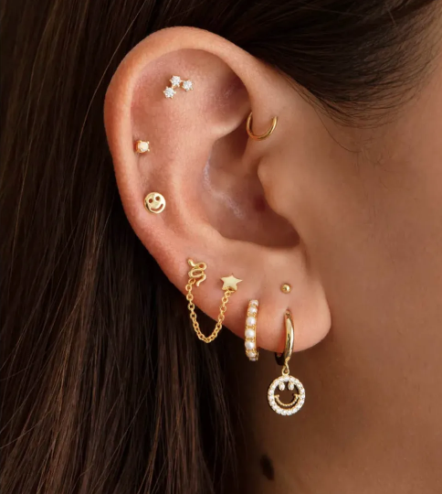 Пирсинг мочки уха